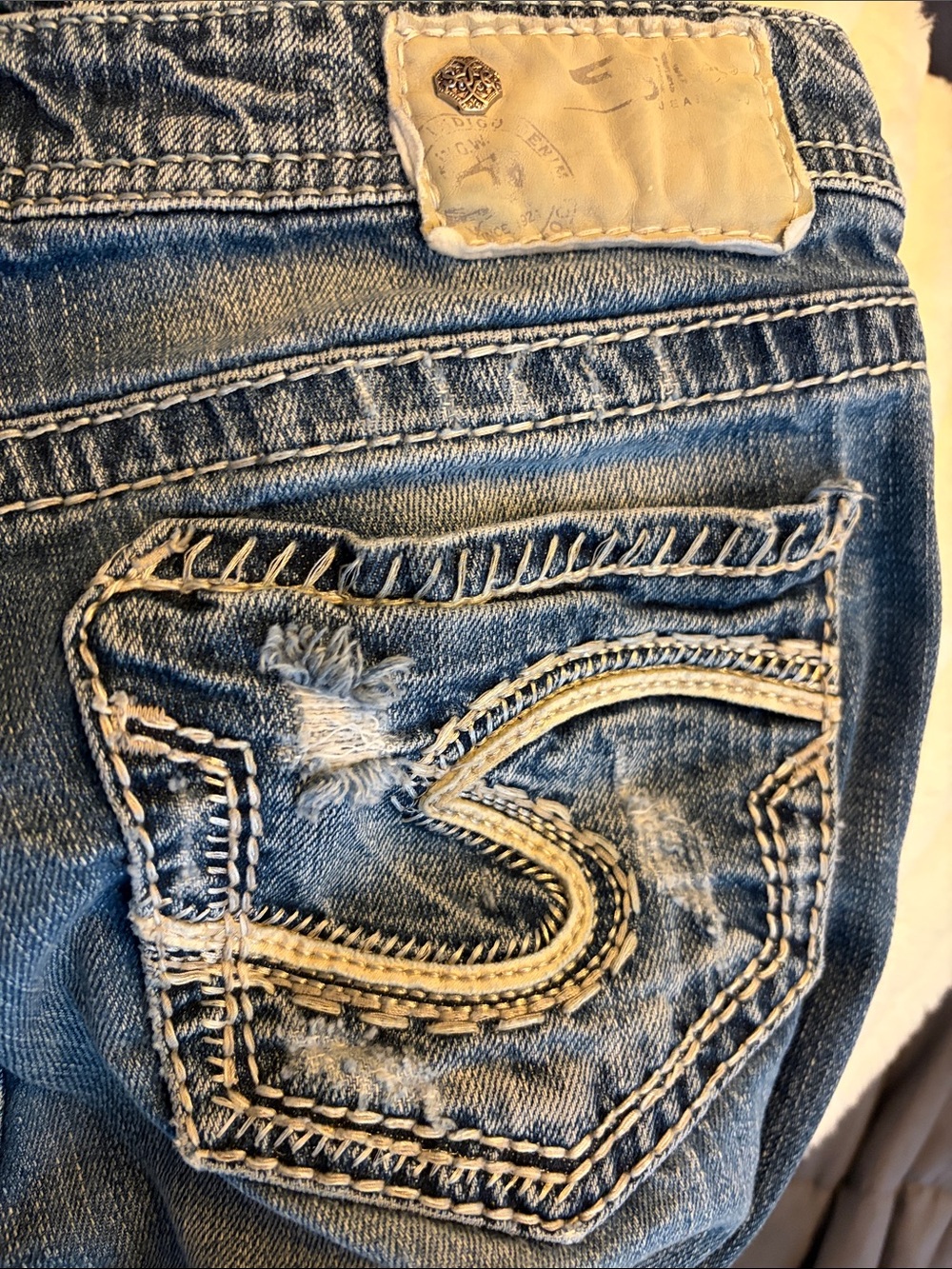 Silver Jeans Women's Distressed Blue Skinny Jeans - Picture 2 of 7